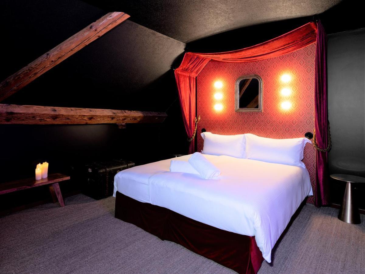 Peanut Medieval Lodge Saint-Ursanne Zewnętrze zdjęcie