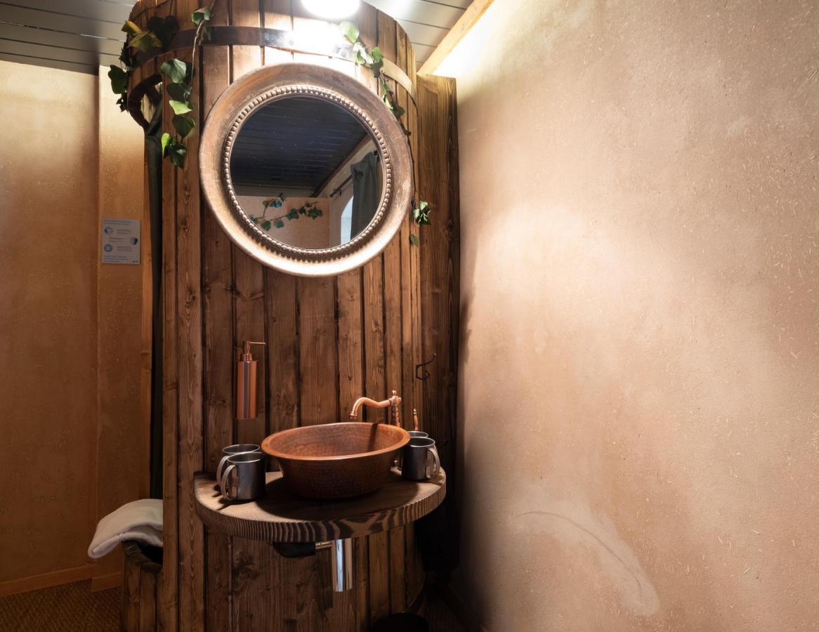 Peanut Medieval Lodge Saint-Ursanne Zewnętrze zdjęcie